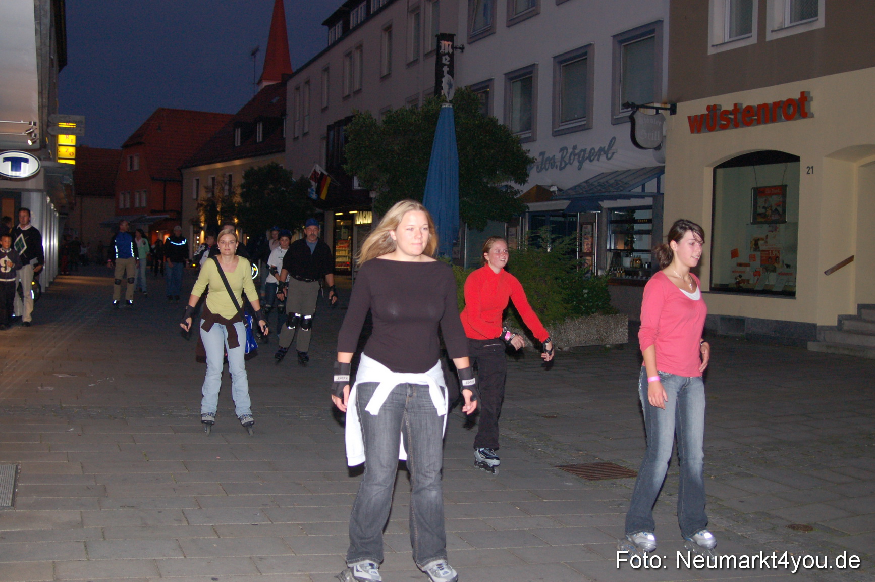 0026 Glossner Blade Night 150906